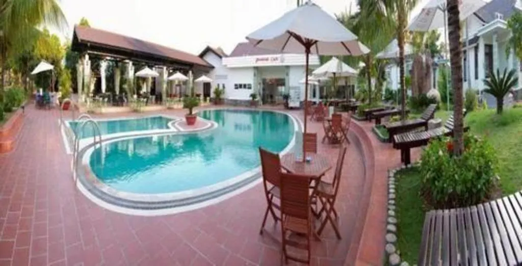 Sao Mai Phu My Resort Vung Tau 3*,